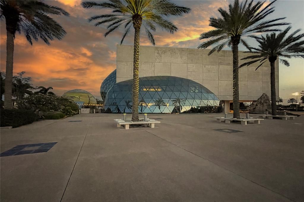 En Venta: $299,900 (1 camas, 1 baños, 634 Pies cuadrados)