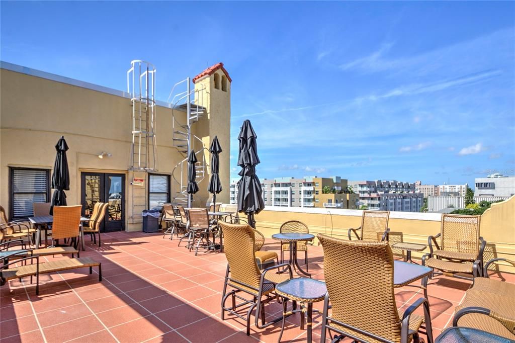 En Venta: $299,900 (1 camas, 1 baños, 634 Pies cuadrados)