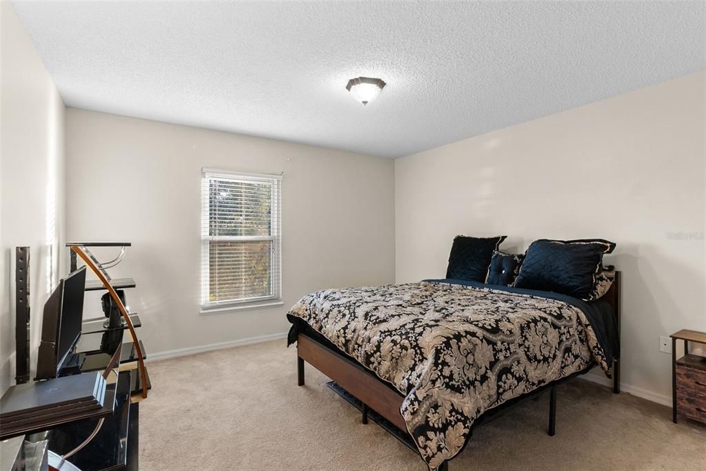 En Venta: $395,900 (4 camas, 2 baños, 3628 Pies cuadrados)