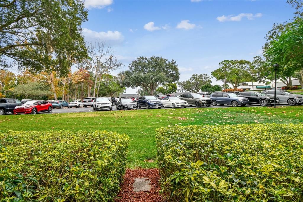 待售: $229,900 (1 贝兹, 1 浴室, 825 平方英尺)