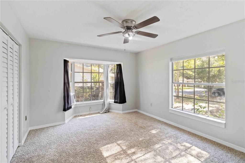 En Venta: $450,000 (5 camas, 3 baños, 2286 Pies cuadrados)