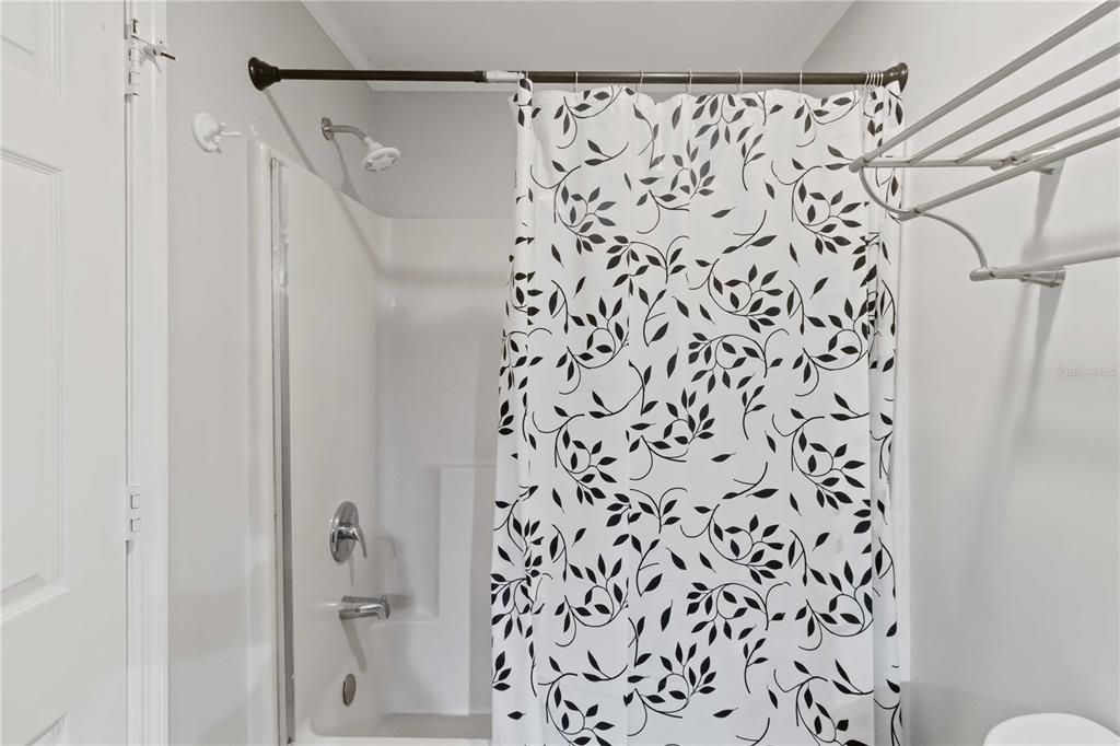 En Venta: $450,000 (5 camas, 3 baños, 2286 Pies cuadrados)