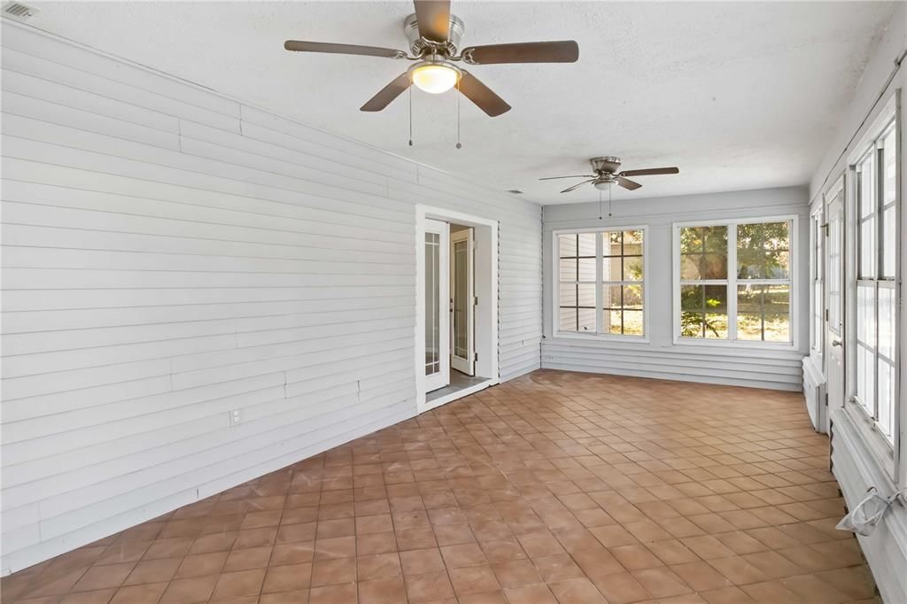 En Venta: $450,000 (5 camas, 3 baños, 2286 Pies cuadrados)