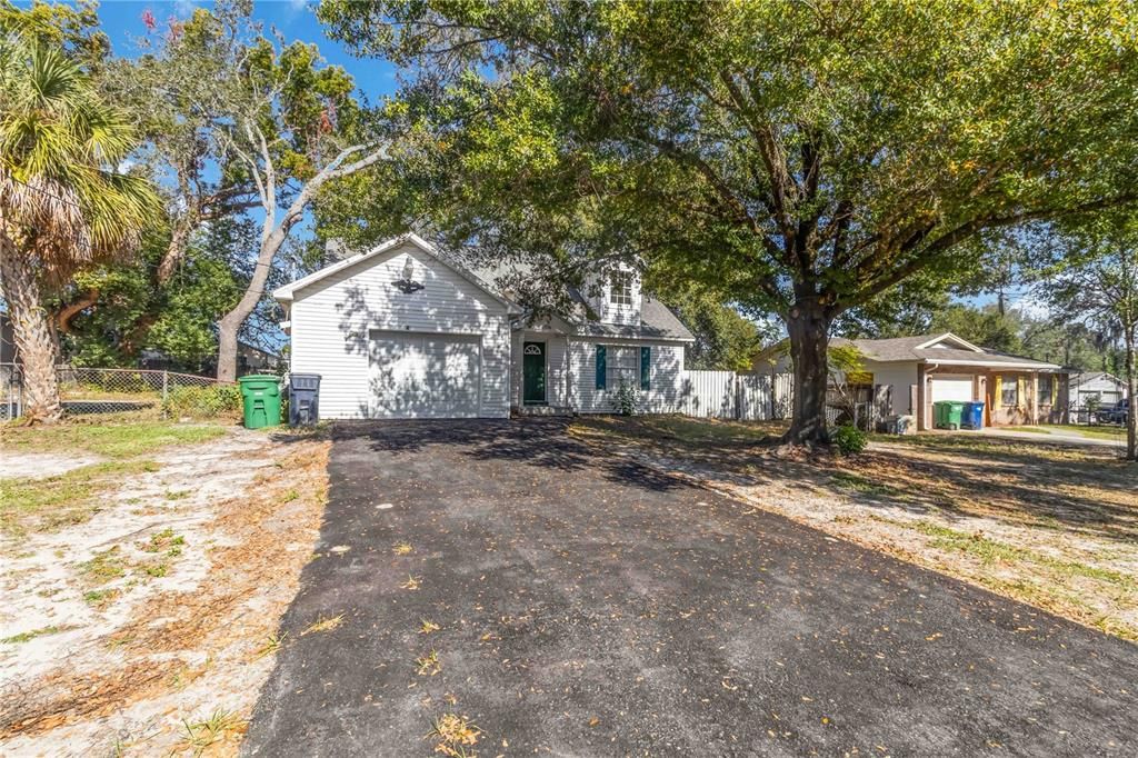 En Venta: $450,000 (5 camas, 3 baños, 2286 Pies cuadrados)