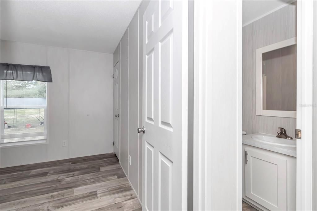 En Venta: $339,000 (5 camas, 3 baños, 2132 Pies cuadrados)