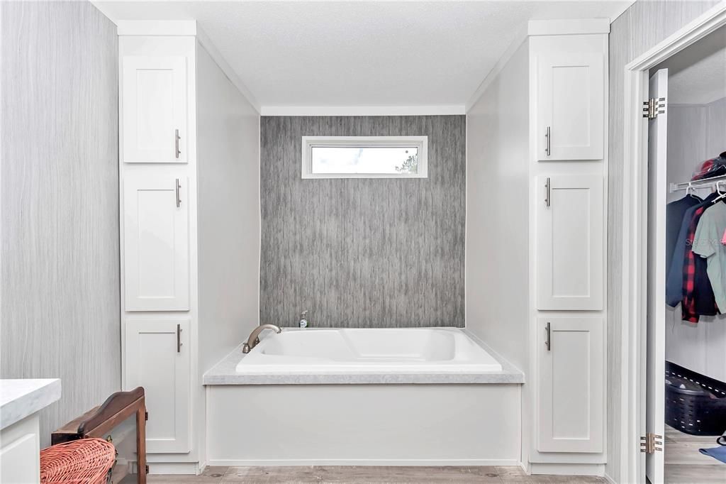 En Venta: $339,000 (5 camas, 3 baños, 2132 Pies cuadrados)