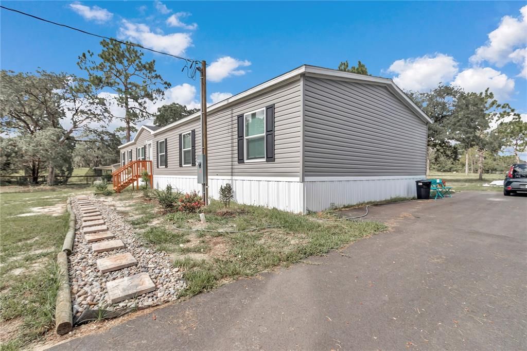 En Venta: $339,000 (5 camas, 3 baños, 2132 Pies cuadrados)