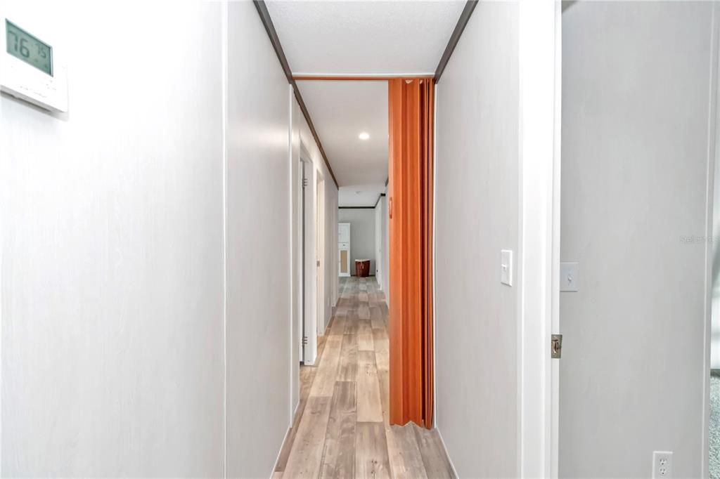 En Venta: $339,000 (5 camas, 3 baños, 2132 Pies cuadrados)