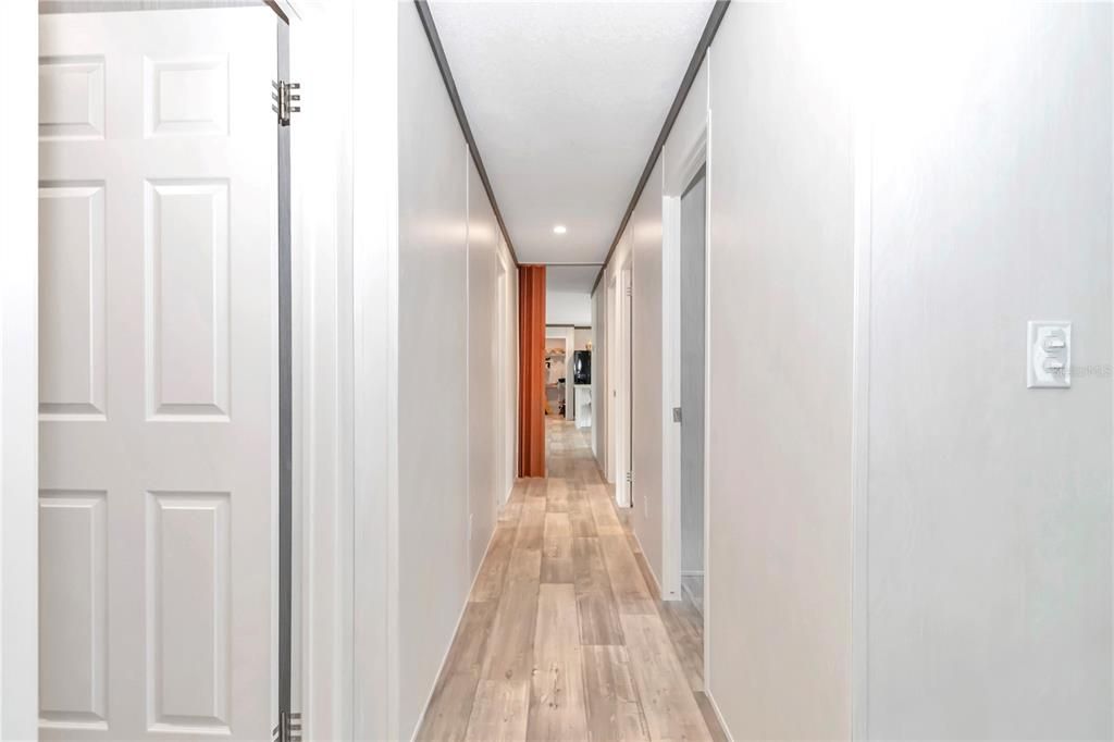 En Venta: $339,000 (5 camas, 3 baños, 2132 Pies cuadrados)