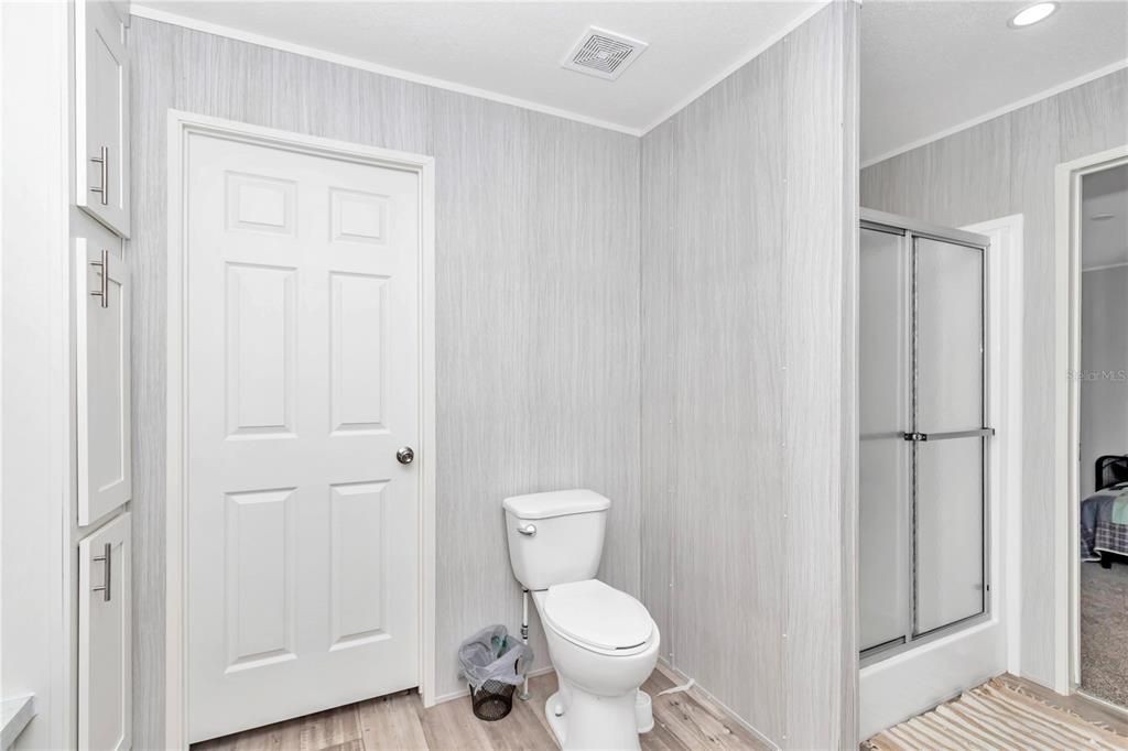 En Venta: $339,000 (5 camas, 3 baños, 2132 Pies cuadrados)