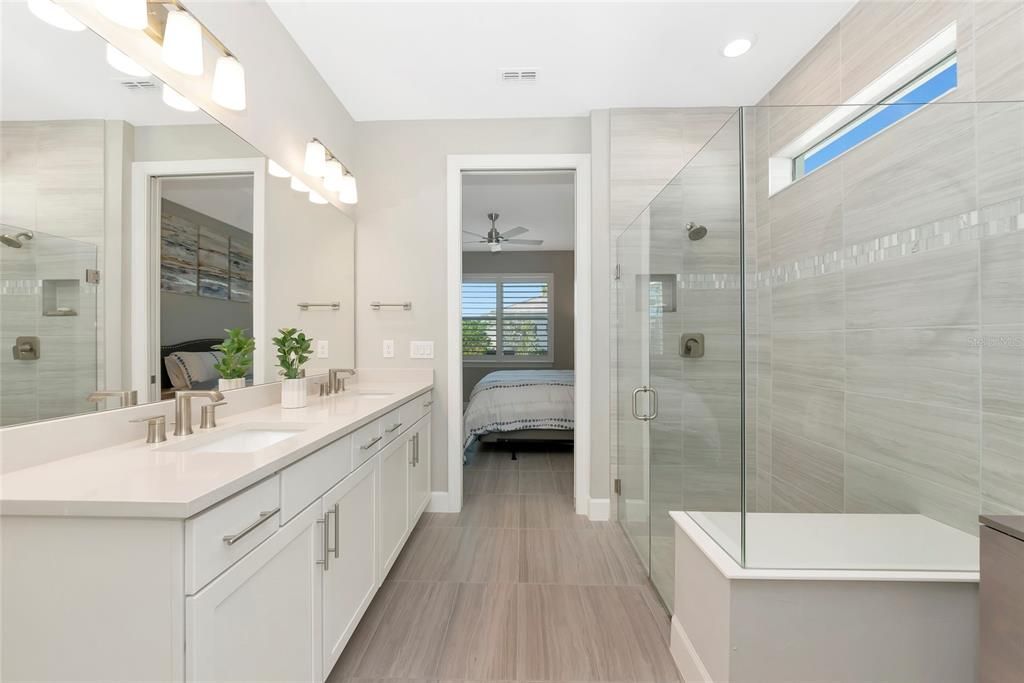 На продажу: $574,000 (2 спален, 2 ванн, 1687 Квадратных фут)