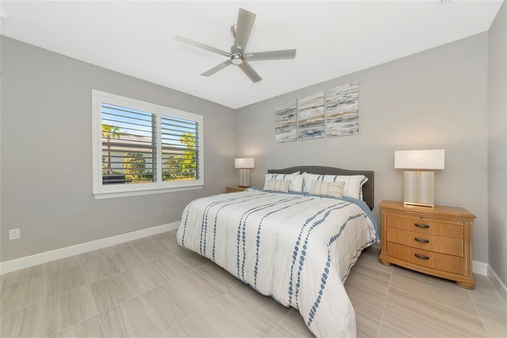 На продажу: $574,000 (2 спален, 2 ванн, 1687 Квадратных фут)