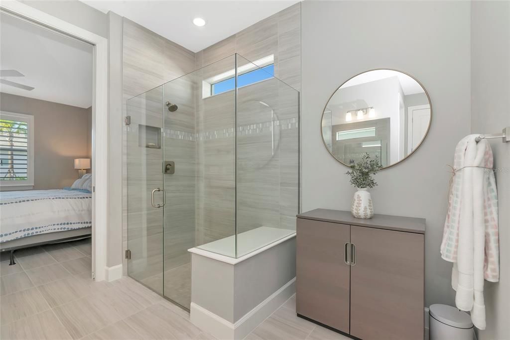 На продажу: $574,000 (2 спален, 2 ванн, 1687 Квадратных фут)