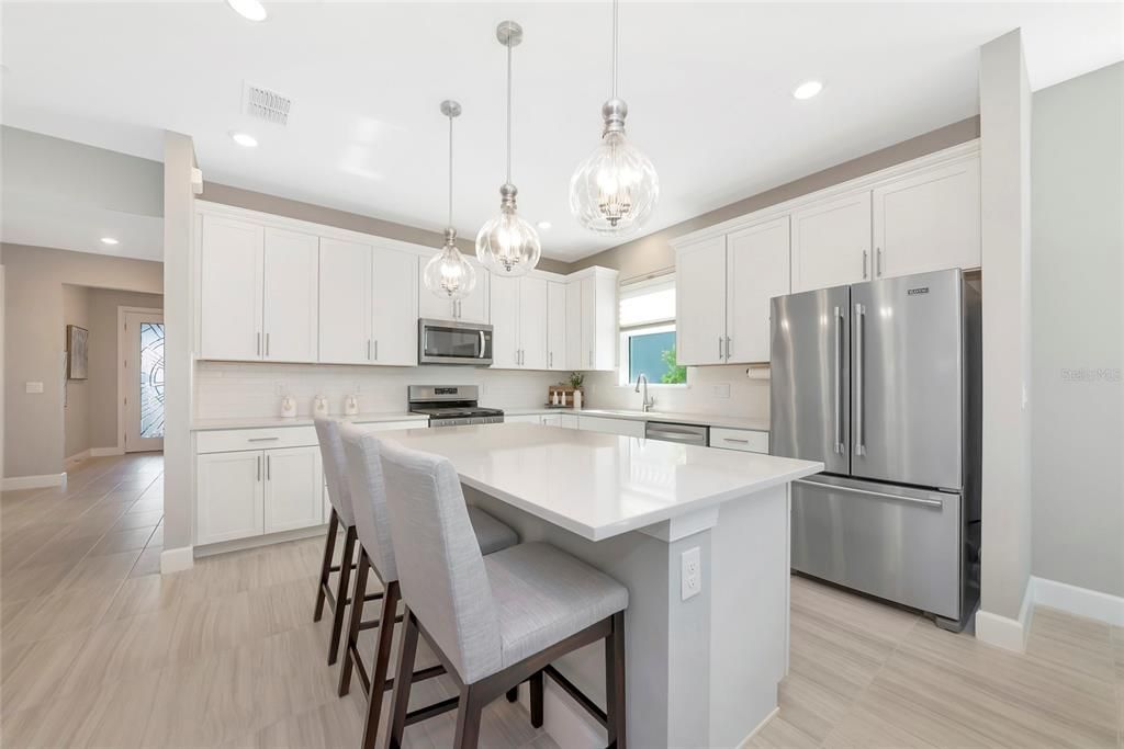 На продажу: $574,000 (2 спален, 2 ванн, 1687 Квадратных фут)