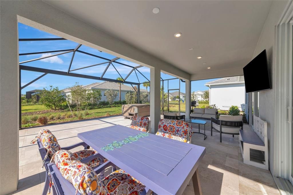 На продажу: $574,000 (2 спален, 2 ванн, 1687 Квадратных фут)