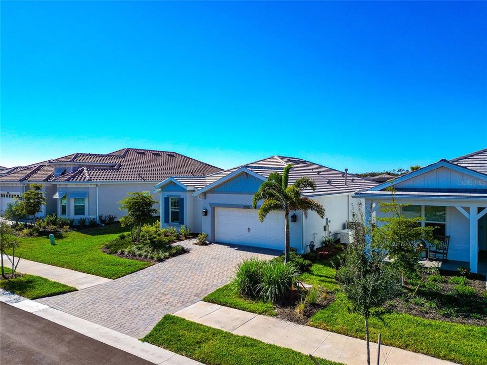 На продажу: $574,000 (2 спален, 2 ванн, 1687 Квадратных фут)