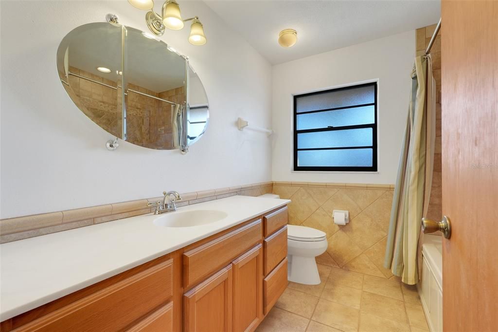 For Sale: $689,000 (3 beds, 2 baths, 1554 Square Feet)