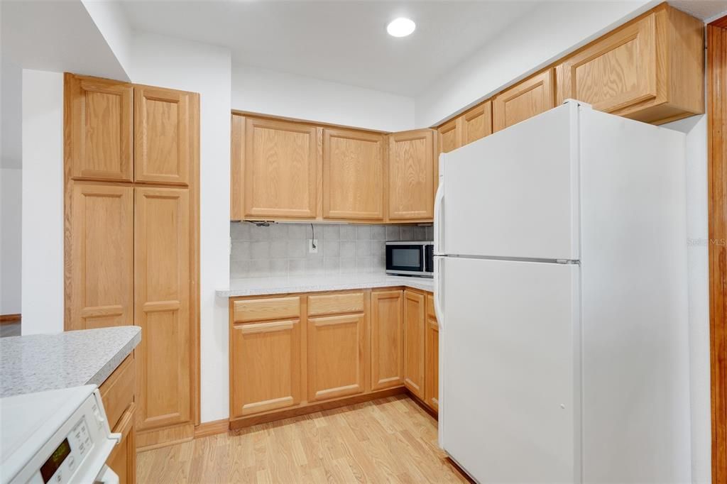 For Sale: $689,000 (3 beds, 2 baths, 1554 Square Feet)