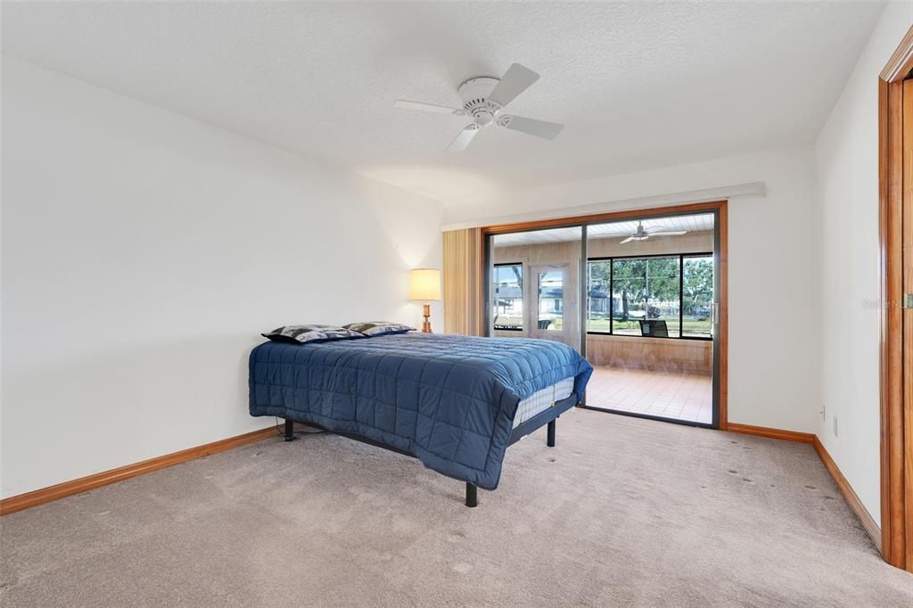 For Sale: $689,000 (3 beds, 2 baths, 1554 Square Feet)