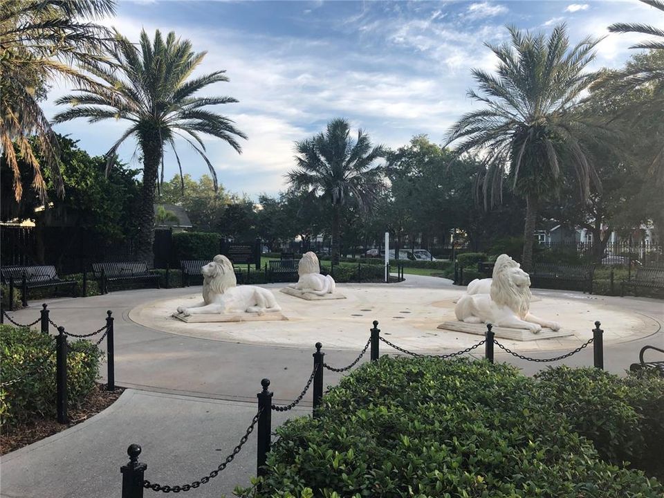 For Rent: $4,300 (2 beds, 2 baths, 1186 Square Feet)