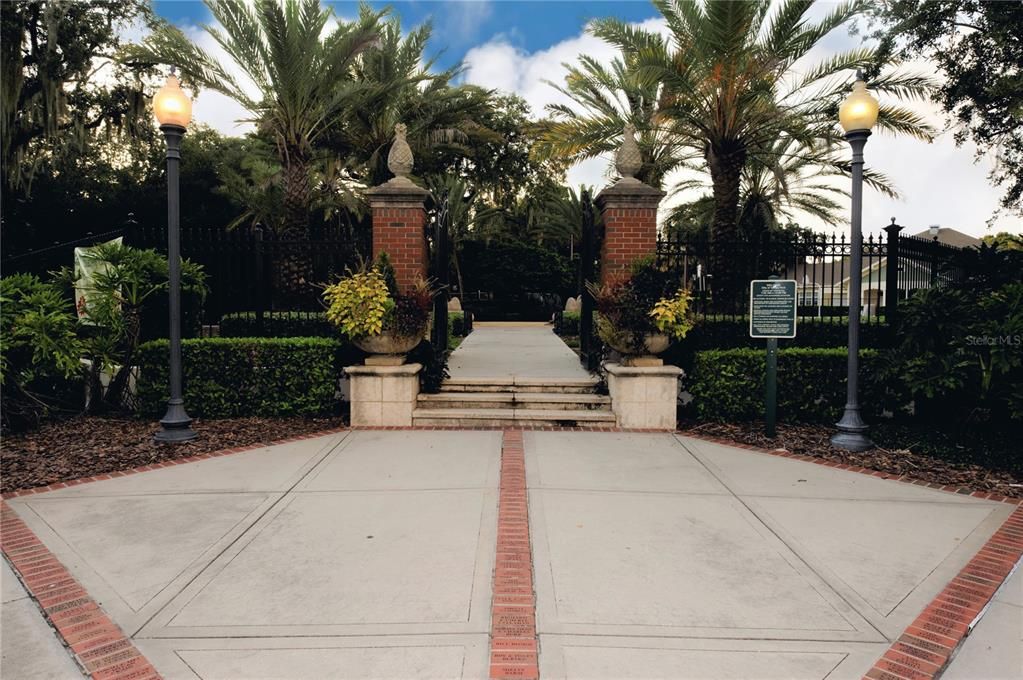 For Rent: $4,300 (2 beds, 2 baths, 1186 Square Feet)