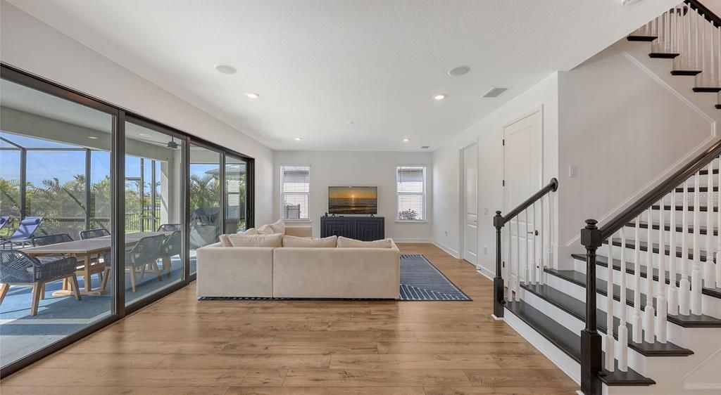 待售: $969,000 (5 贝兹, 3 浴室, 3525 平方英尺)