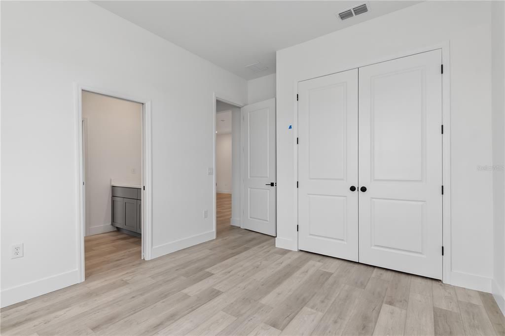 For Sale: $465,000 (4 beds, 3 baths, 2114 Square Feet)