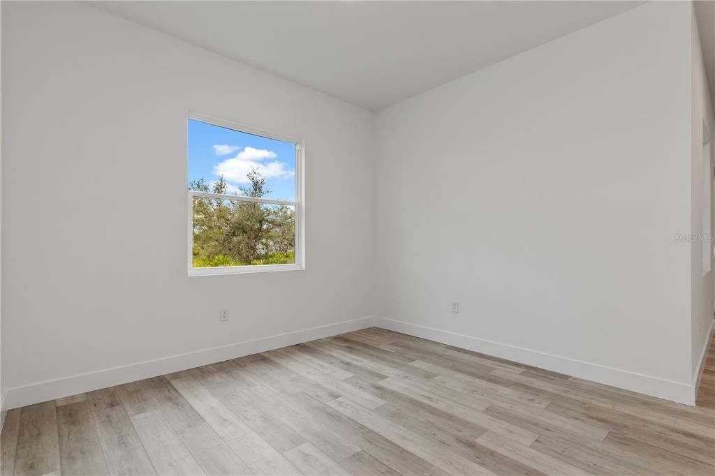 For Sale: $465,000 (4 beds, 3 baths, 2114 Square Feet)