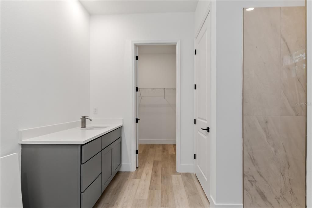 For Sale: $465,000 (4 beds, 3 baths, 2114 Square Feet)