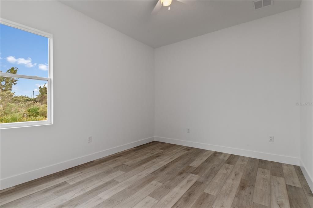 For Sale: $465,000 (4 beds, 3 baths, 2114 Square Feet)