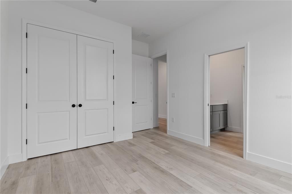 For Sale: $465,000 (4 beds, 3 baths, 2114 Square Feet)