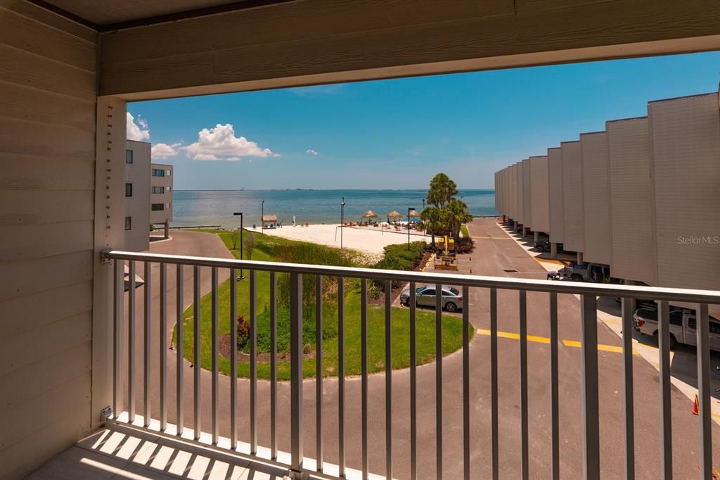 出租: $2,250 (1 贝兹, 1 浴室, 560 平方英尺)