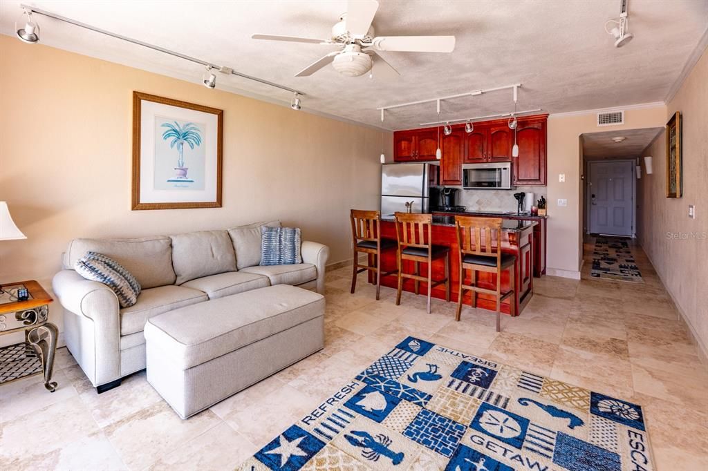 出租: $2,250 (1 贝兹, 1 浴室, 560 平方英尺)