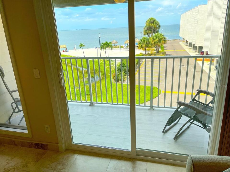 出租: $2,250 (1 贝兹, 1 浴室, 560 平方英尺)