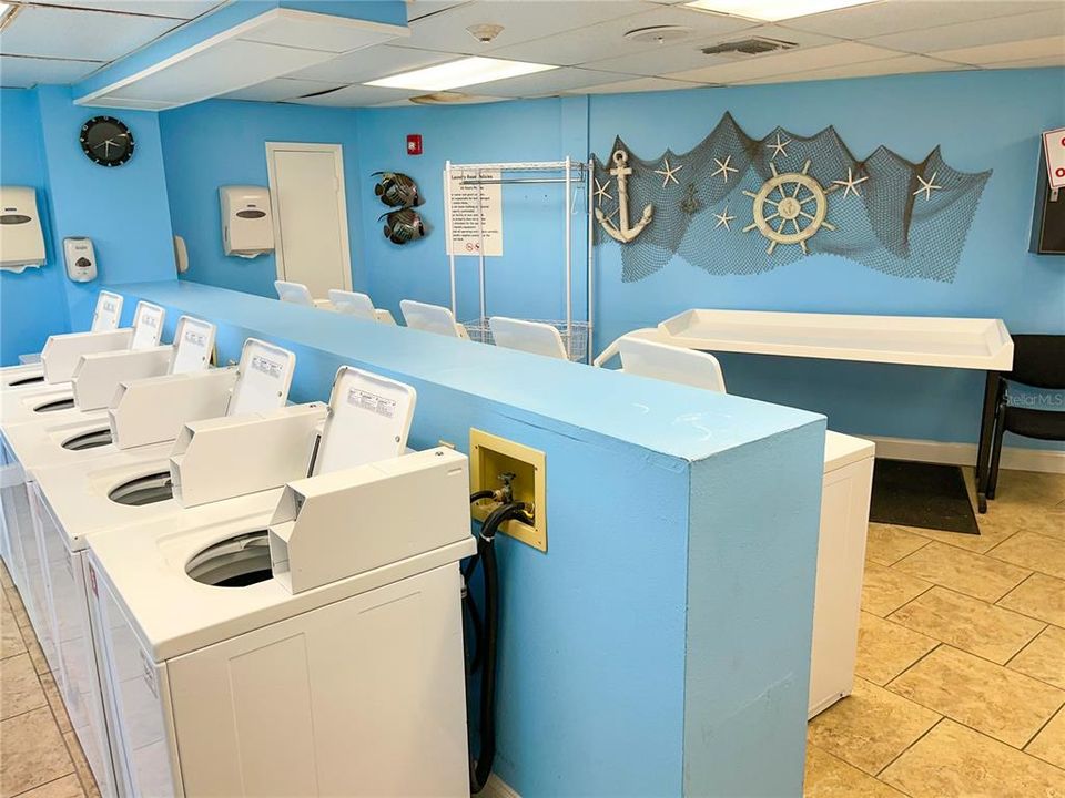 出租: $2,250 (1 贝兹, 1 浴室, 560 平方英尺)