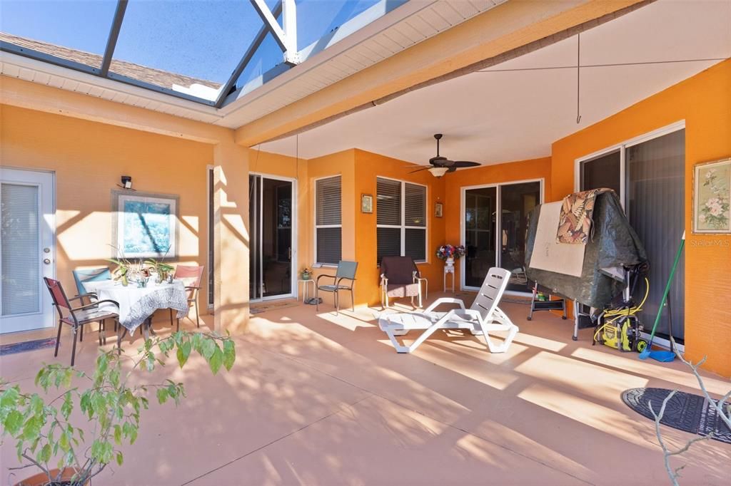 For Sale: $499,900 (4 beds, 3 baths, 2454 Square Feet)