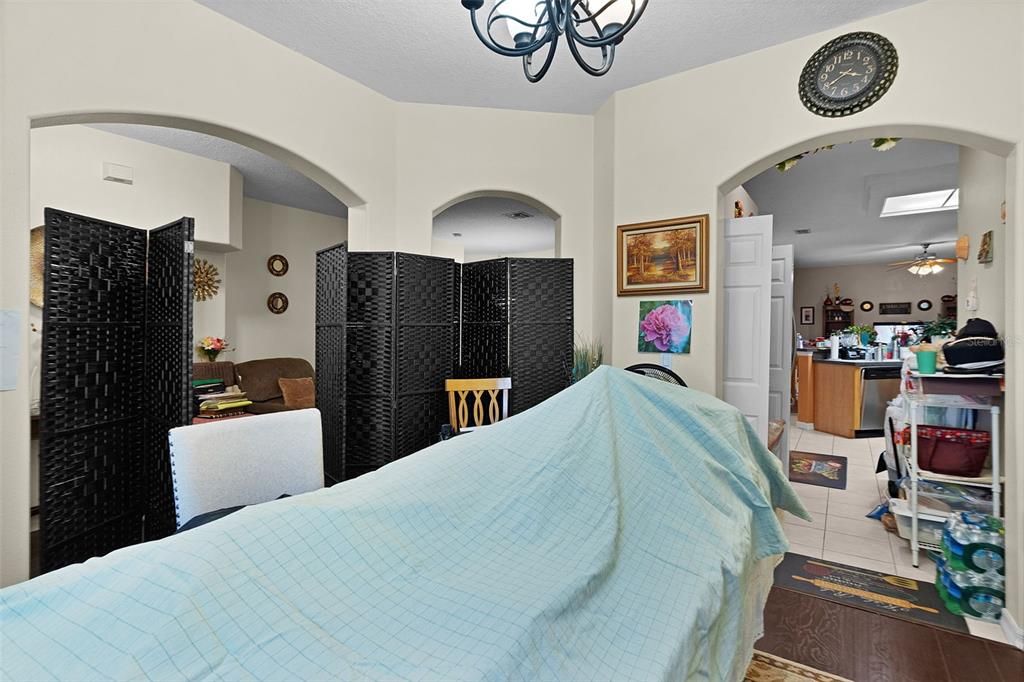 For Sale: $499,900 (4 beds, 3 baths, 2454 Square Feet)