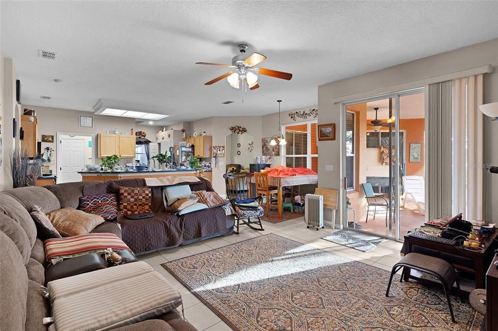 For Sale: $499,900 (4 beds, 3 baths, 2454 Square Feet)