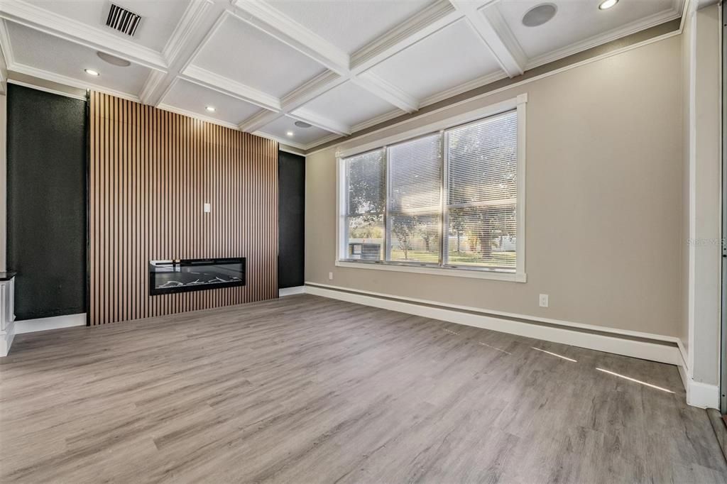 For Sale: $449,000 (4 beds, 3 baths, 2533 Square Feet)