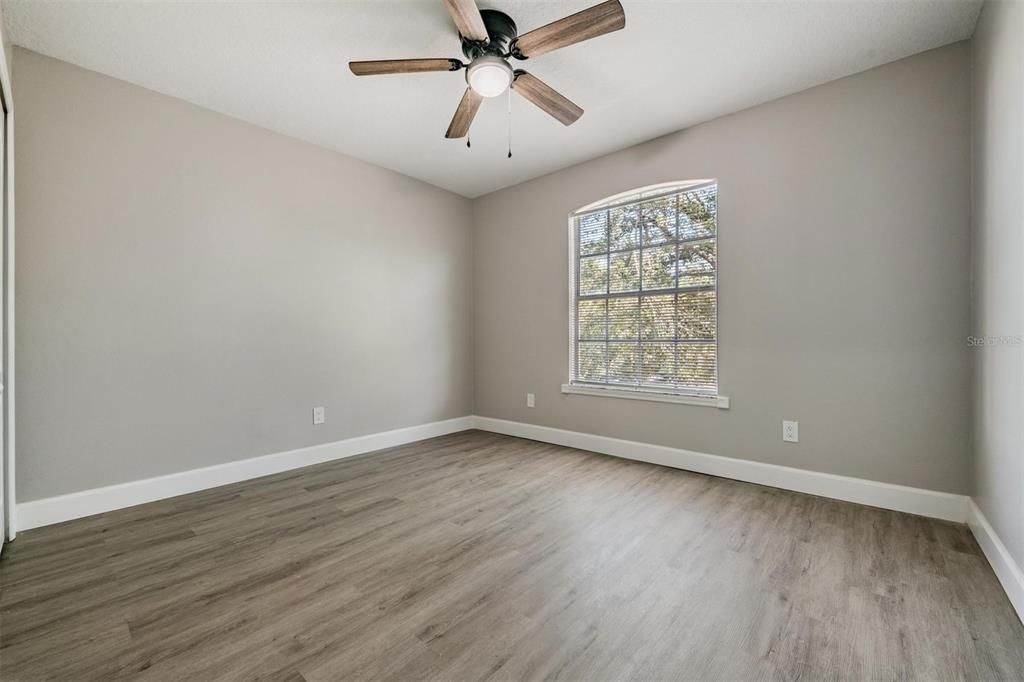 For Sale: $449,000 (4 beds, 3 baths, 2533 Square Feet)