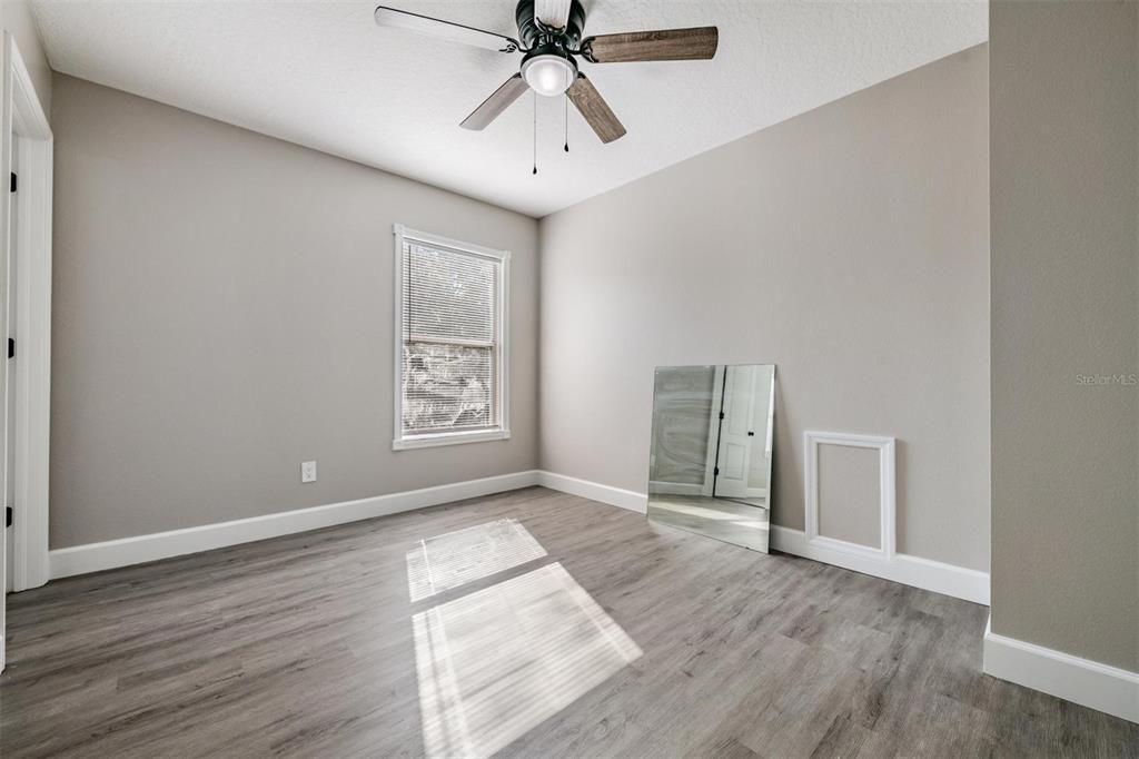 For Sale: $449,000 (4 beds, 3 baths, 2533 Square Feet)