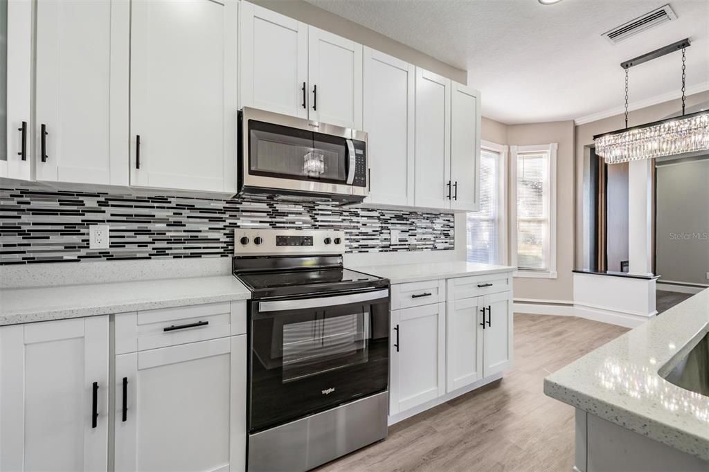 For Sale: $449,000 (4 beds, 3 baths, 2533 Square Feet)