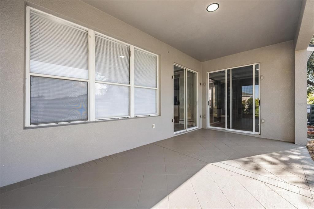 For Sale: $449,000 (4 beds, 3 baths, 2533 Square Feet)