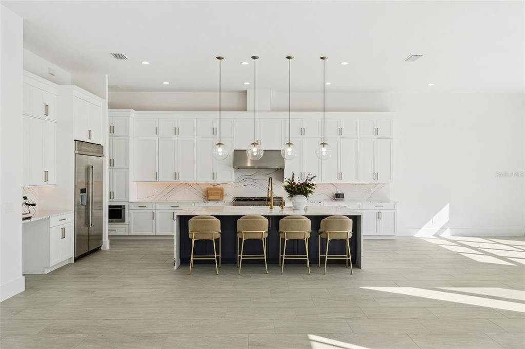 На продажу: $3,900,000 (5 спален, 6 ванн, 6632 Квадратных фут)