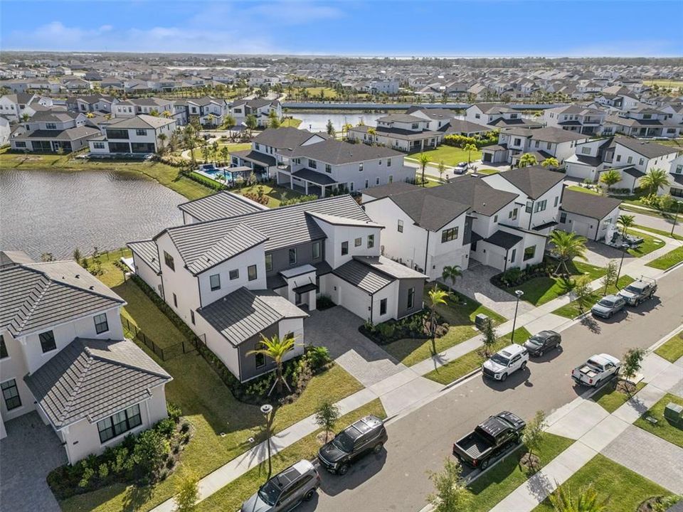 На продажу: $3,900,000 (5 спален, 6 ванн, 6632 Квадратных фут)