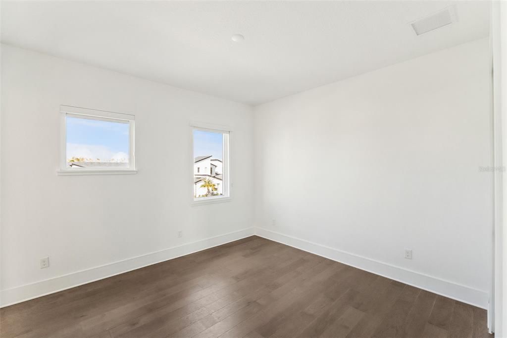 На продажу: $3,900,000 (5 спален, 6 ванн, 6632 Квадратных фут)