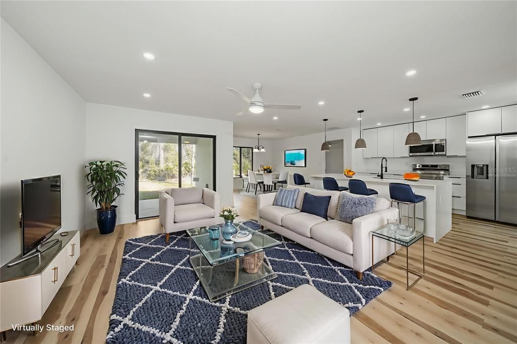 For Sale: $375,000 (3 beds, 2 baths, 1521 Square Feet)