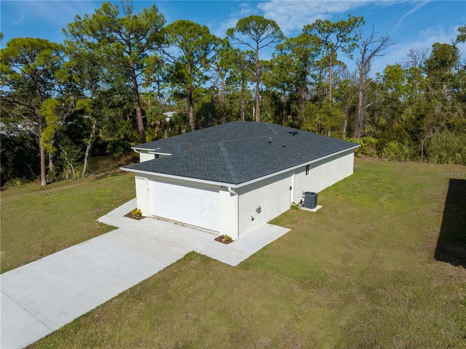 For Sale: $375,000 (3 beds, 2 baths, 1521 Square Feet)