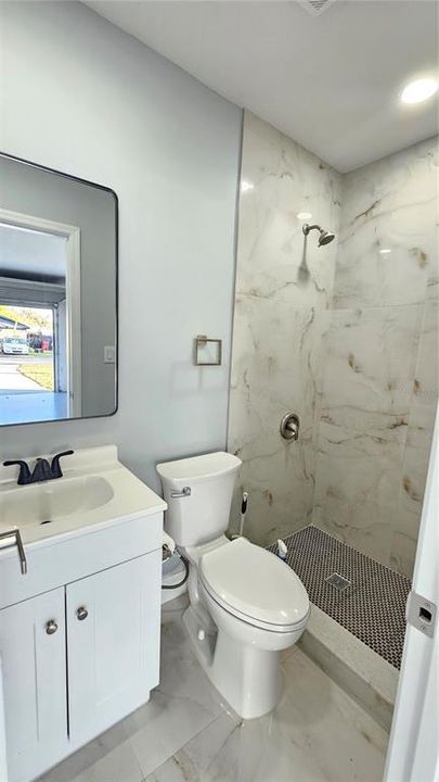 For Sale: $450,000 (3 beds, 2 baths, 1564 Square Feet)