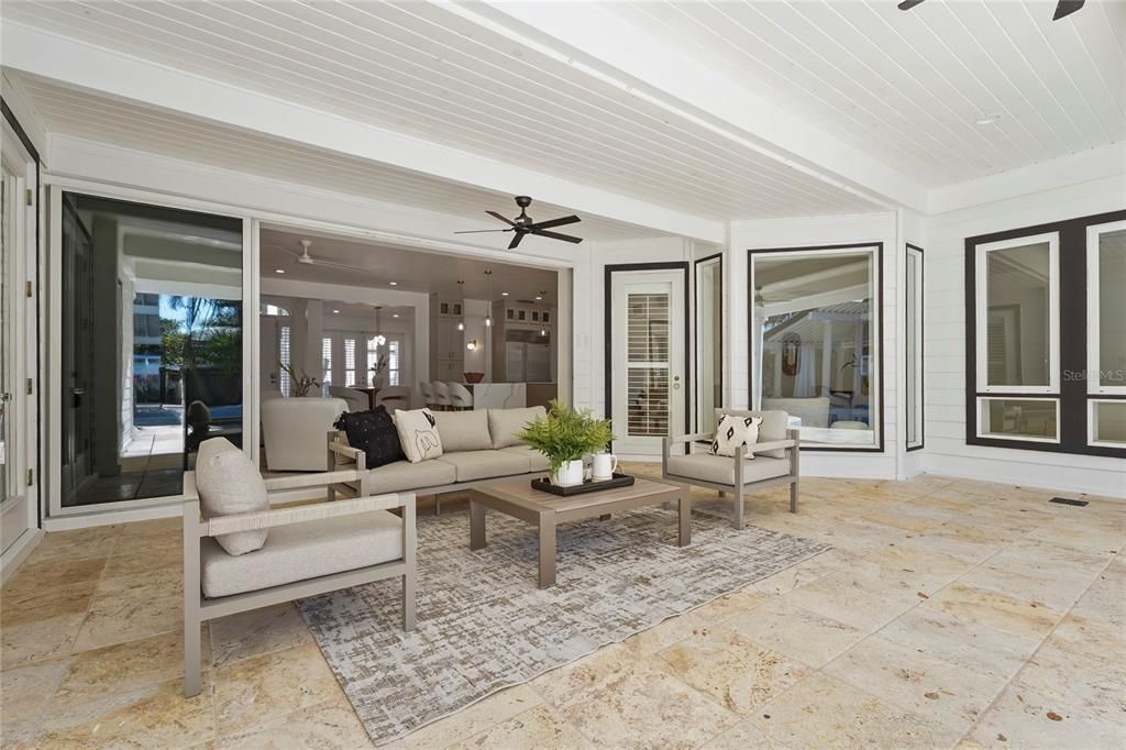 En Venta: $2,150,000 (5 camas, 5 baños, 3270 Pies cuadrados)